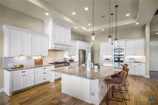 1357 Capitare, New Braunfels, TX 78132 - Photo 14