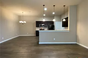 2213 Avery Village, New Braunfels, TX 78130 - Photo 4