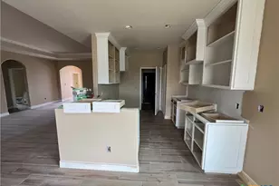 109 Giacomo Dr, Victoria, TX 77901 - Photo 2