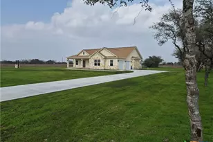 520 Essence Dr, Victoria, TX 77904 - Photo 1