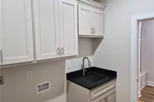 520 Essence Dr, Victoria, TX 77904 - Photo 16