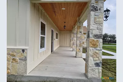 520 Essence Drive, Victoria, TX 77904 - Photo 10