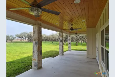 520 Essence Drive, Victoria, TX 77904 - Photo 6