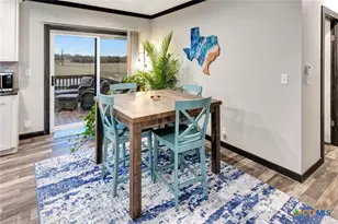 497 W Oaks, Victoria, TX 77905 - Photo 14