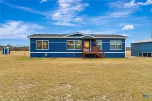 497 W Oaks, Victoria, TX 77905 - Photo 1