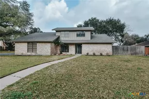 106 Chama Dr, Victoria, TX 77904 - Photo 2