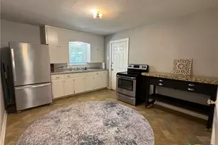 859 Oasis St, New Braunfels, TX 78130 - Photo 4