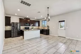 533 Sand Trail St, New Braunfels, TX 78130 - Photo 6