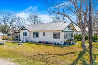 301 S Pecan Street, Moulton, TX 77975 - Photo 6