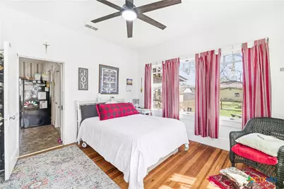 301 S Pecan Street, Moulton, TX 77975 - Photo 20