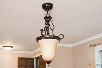 212 Buckingham, Victoria, TX 77904 - Photo 28