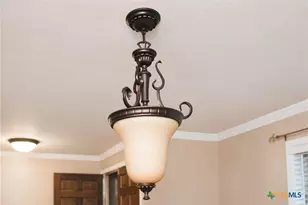 212 Buckingham, Victoria, TX 77904 - Photo 28