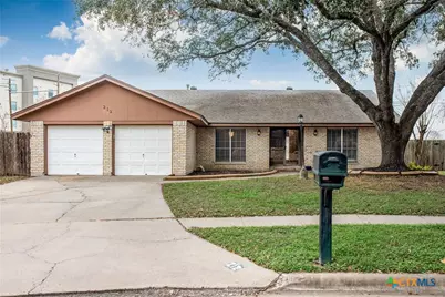 212 Buckingham, Victoria, TX 77904 - Photo 1