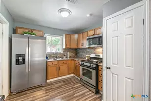 1609 S 39th St, Temple, TX 76504 - Photo 8