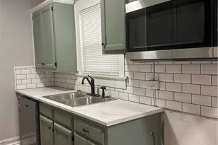 308 N 9th St, Gatesville, TX 76528 - Photo 4