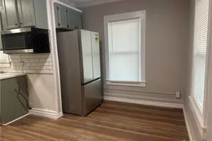 308 N 9th St, Gatesville, TX 76528 - Photo 6