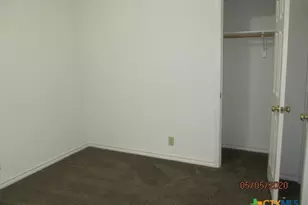 103 Evan Cir, Victoria, TX 77901 - Photo 8