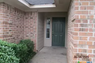 103 Evan Cir, Victoria, TX 77901 - Photo 2