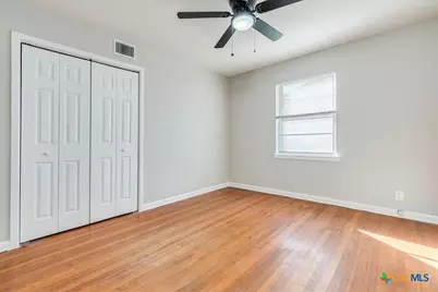 704 S 3rd Street, Copperas Cove, TX 76522 - Photo 14