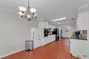 4111 Canyon Cliff Cir, Temple, TX 76502 - Photo 12