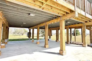 43 Buckskin Dr, Palacios, TX 77465 - Photo 4