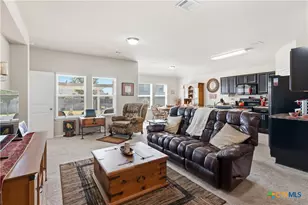 1321 W Nolte Farms Rd, Seguin, TX 78155 - Photo 8