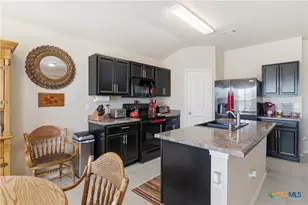 1321 W Nolte Farms Rd, Seguin, TX 78155 - Photo 10