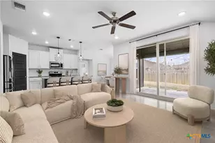 773 Freedom Cir, Nolanville, TX 76559 - Photo 2