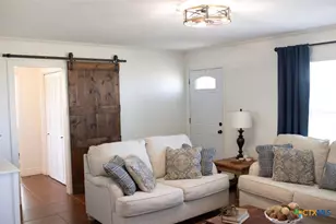 8652 State Hwy 111 W, Yoakum, TX 77995 - Photo 10