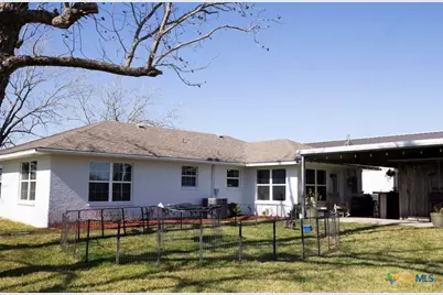 8652 State Highway 111 W, Yoakum, TX 77995 - Photo 4