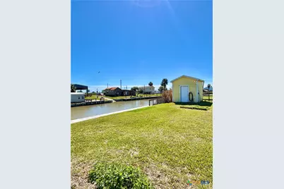 355 County Road 202, Sargent, TX 77414 - Photo 10