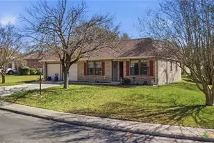 3744 Hunters Glen, Schertz, TX 78108 - Photo 2