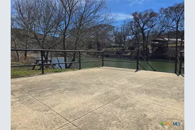 206 Falling Hills, New Braunfels, TX 78132 - Photo 16