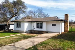 44 Sue Ann Dr, Lampasas, TX 76550 - Photo 1