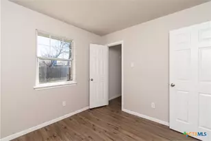 2404 Hidden Hill Dr, Killeen, TX 76543 - Photo 16