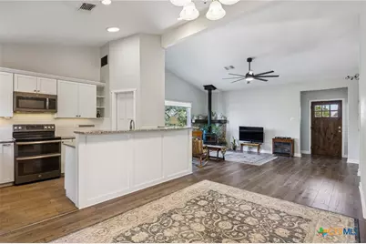 515 Valley Ridge, Canyon Lake, TX 78133 - Photo 10