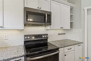 515 Valley Ridge, Canyon Lake, TX 78133 - Photo 12