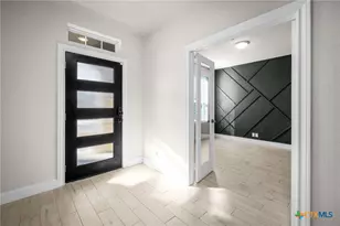 608 Bodark St, New Braunfels, TX 78132 - Photo 2