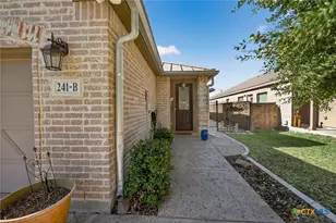 241 Anne Louise Dr, New Braunfels, TX 78130 - Photo 4