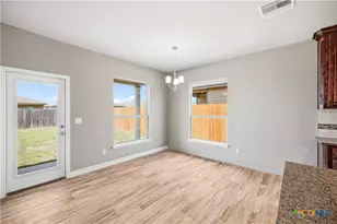 111 Giacomo Dr, Victoria, TX 77901 - Photo 4