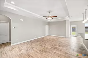 111 Giacomo Dr, Victoria, TX 77901 - Photo 2