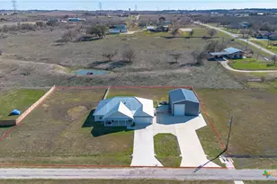 144 Ski Plex Dr, Seguin, TX 78155 - Photo 48