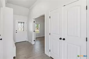 144 Ski Plex Dr, Seguin, TX 78155 - Photo 2