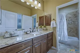 203 Champions Blvd, La Vernia, TX 78121 - Photo 30