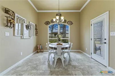 203 Champions Boulevard, La Vernia, TX 78121 - Photo 18