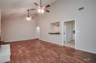 115 Santa Fe, Victoria, TX 77904 - Photo 10