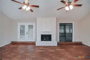 115 Santa Fe, Victoria, TX 77904 - Photo 6