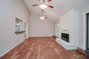 115 Santa Fe, Victoria, TX 77904 - Photo 8