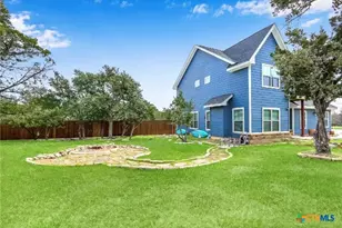 1009 Eagle Flight Dr, Canyon Lake, TX 78133 - Photo 2