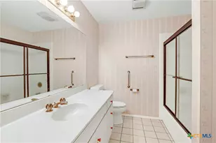 738 Cedar Pkwy, Seguin, TX 78155 - Photo 26